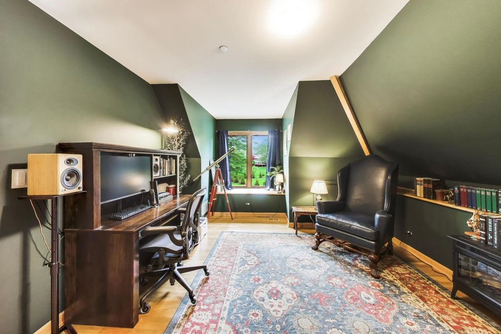 Image 31 of property listing at 5847 Goldeneye Drive, Long Grove, IL 60047