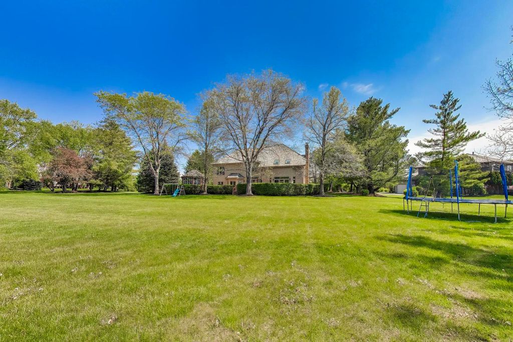 Image 51 of property listing at 5847 Goldeneye Drive, Long Grove, IL 60047