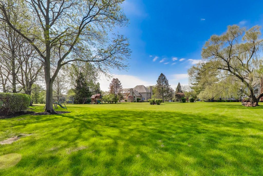 Image 53 of property listing at 5847 Goldeneye Drive, Long Grove, IL 60047