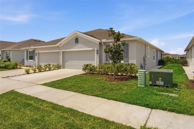 32305 LEXINGTON STREET, Wesley Chapel, FL 33543