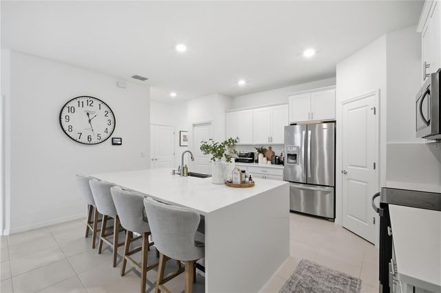 32305 LEXINGTON STREET, Wesley Chapel, FL 33543