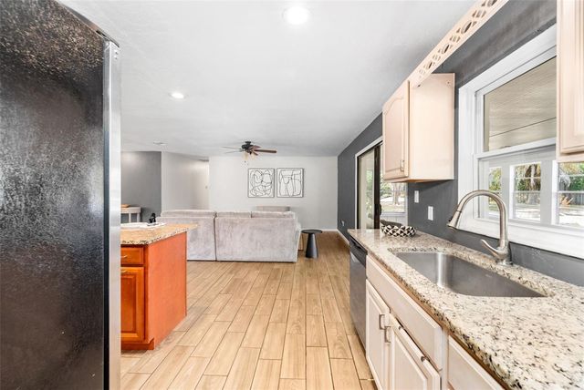 8604 NW 1ST AVENUE, Gainesville, FL 32607