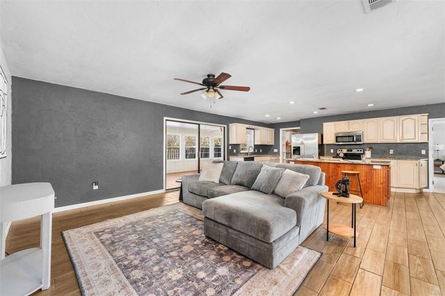 8604 NW 1ST AVENUE, Gainesville, FL 32607