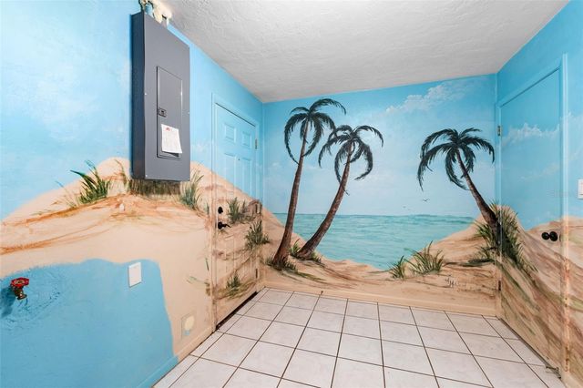 8604 NW 1ST AVENUE, Gainesville, FL 32607