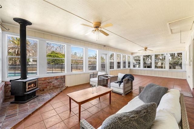 8604 NW 1ST AVENUE, Gainesville, FL 32607