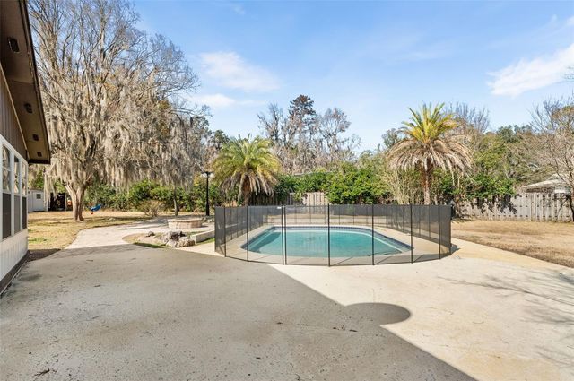 8604 NW 1ST AVENUE, Gainesville, FL 32607