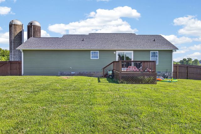 7224 Southfork Rd, Baxter, TN 38544