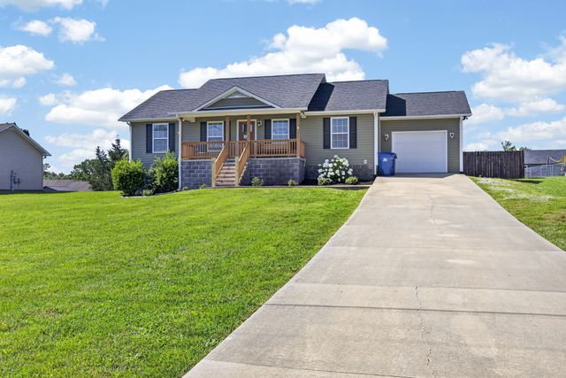 7224 Southfork Rd, Baxter, TN 38544