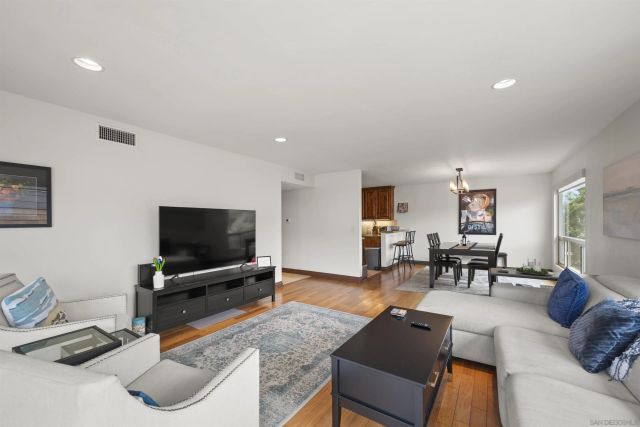 2955 McCall 301, San Diego, CA 92106