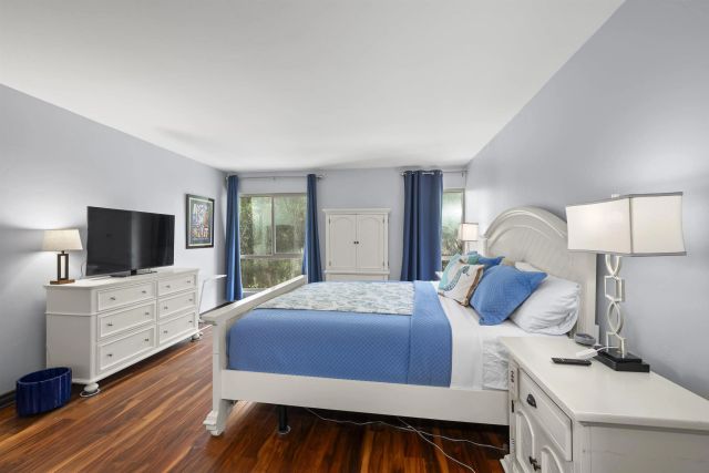 2955 McCall 301, San Diego, CA 92106