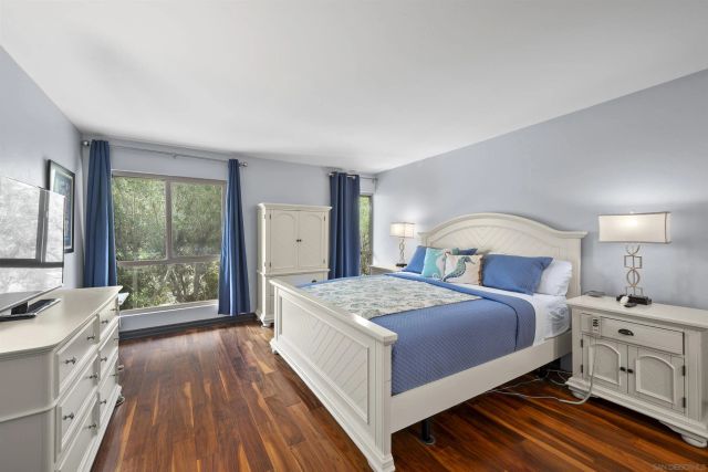 2955 McCall 301, San Diego, CA 92106