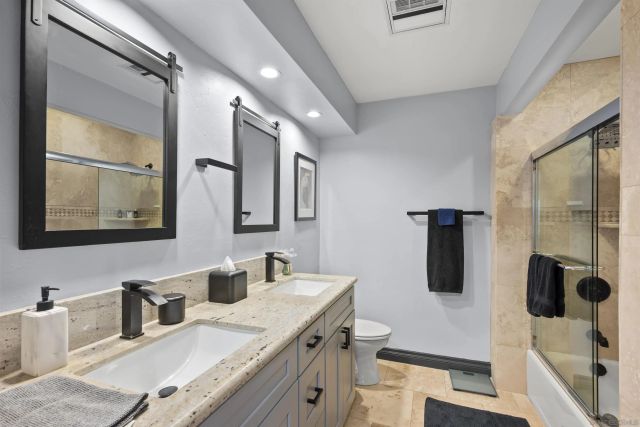 2955 McCall 301, San Diego, CA 92106