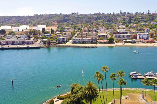 2955 McCall 301, San Diego, CA 92106
