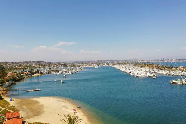 2955 McCall 301, San Diego, CA 92106