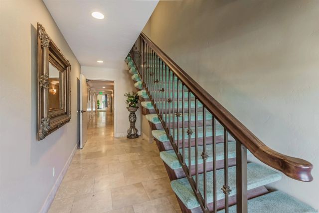 2955 McCall 301, San Diego, CA 92106