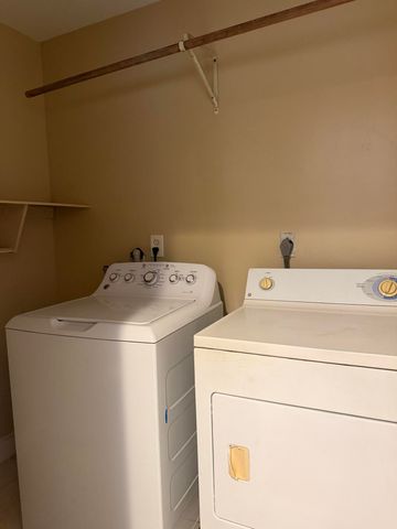 507 S 10th Street B, Fort Pierce, FL 34950