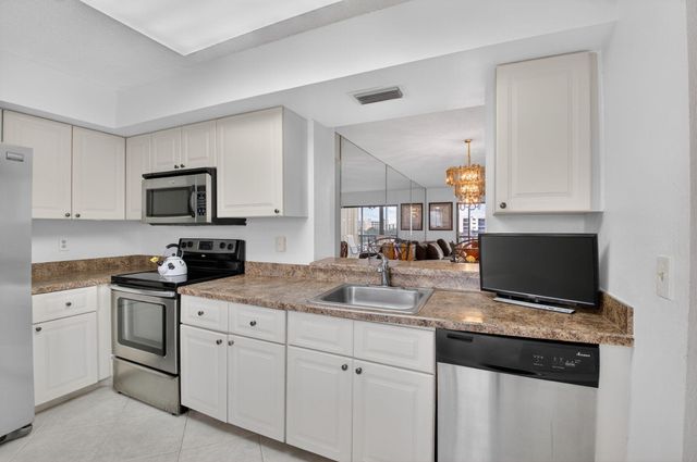 7380 S Oriole Boulevard 603, Delray Beach, FL 33446