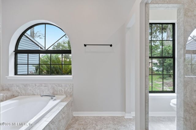 2219 BROADWATER Drive, Jacksonville, FL 32225
