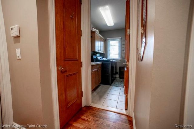 4853 Goodison Place Drive, Oakland Charter Township, MI 48306