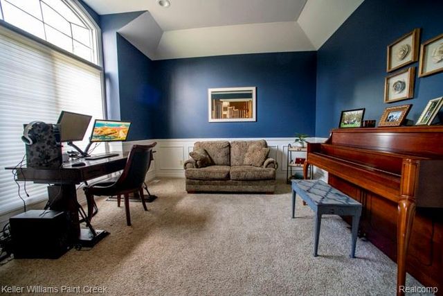 4853 Goodison Place Drive, Oakland Charter Township, MI 48306