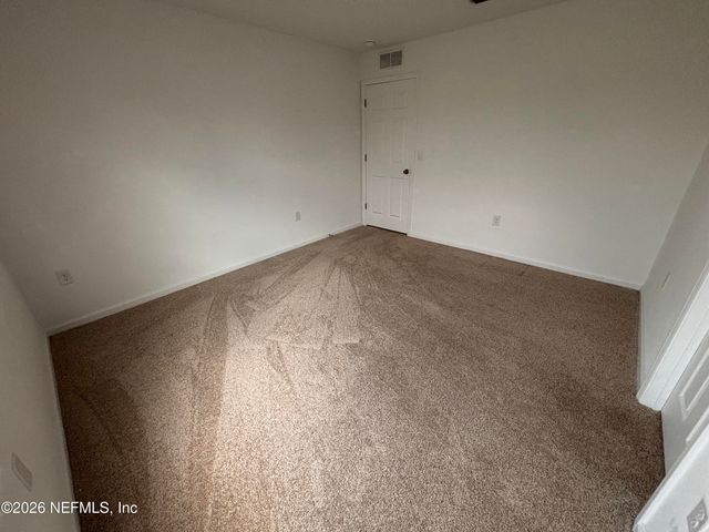 9015 GIFFORD Drive, Jacksonville, FL 32220