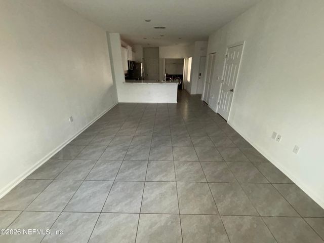 9015 GIFFORD Drive, Jacksonville, FL 32220