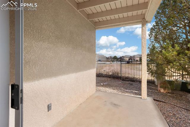 114 Luxury Lane, Colorado Springs, CO 80921