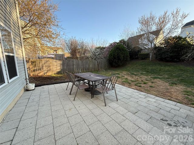 745 Ladino Lane, Clover, SC 29710