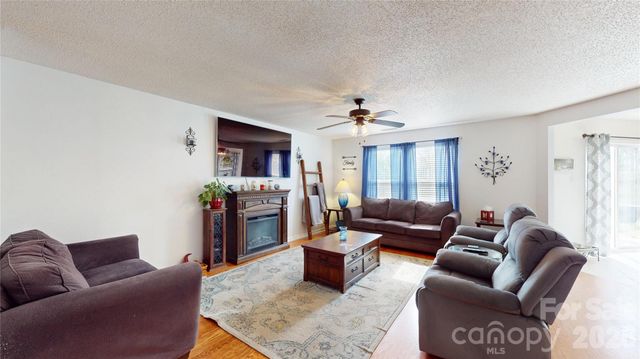 745 Ladino Lane, Clover, SC 29710