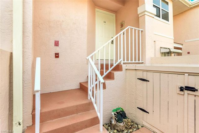 628 Woodshire LN # G4, Naples, FL 34105