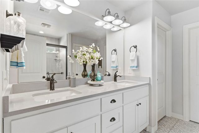 9011 Overland Drive, Siloam Springs, AR 72761