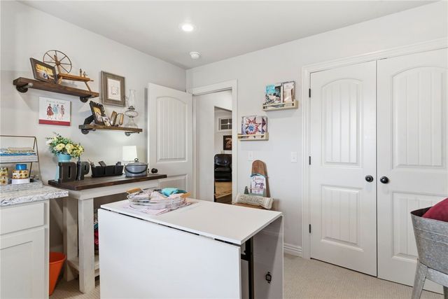 9011 Overland Drive, Siloam Springs, AR 72761