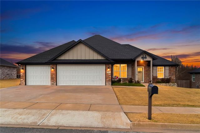 9011 Overland Drive, Siloam Springs, AR 72761