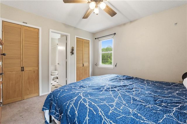 2904 NW Bedford Court, Blue Springs, MO 64015