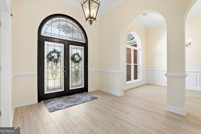 110 Lake Park Court, Sharpsburg, GA 30277