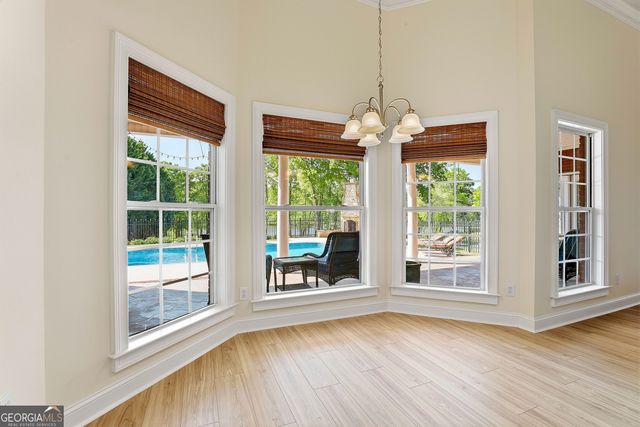 110 Lake Park Court, Sharpsburg, GA 30277