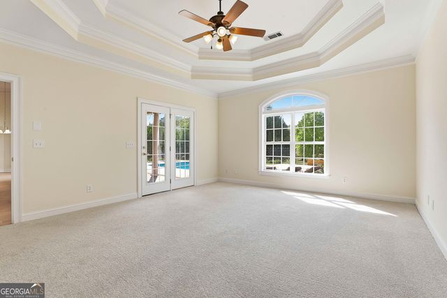 110 Lake Park Court, Sharpsburg, GA 30277