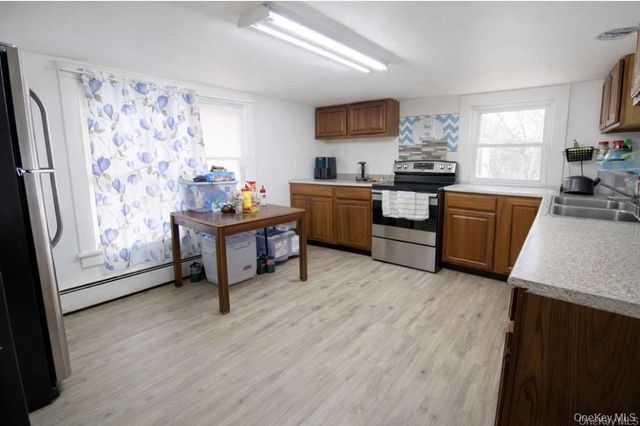 9 Benedict Lane 5-7, New Windsor, NY 12553