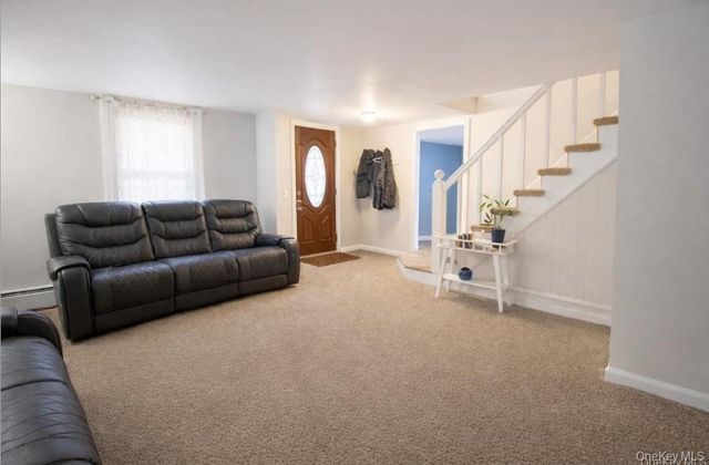 9 Benedict Lane 5-7, New Windsor, NY 12553