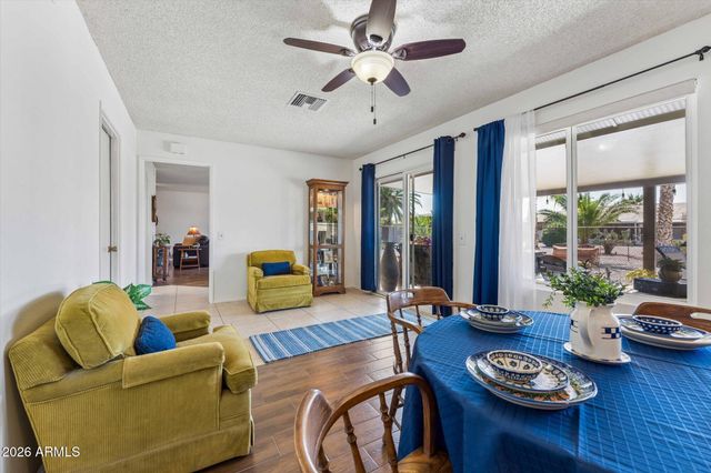 9721 W GREENWAY Road, Sun City, AZ 85351