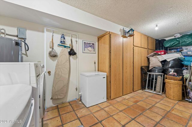 9721 W GREENWAY Road, Sun City, AZ 85351