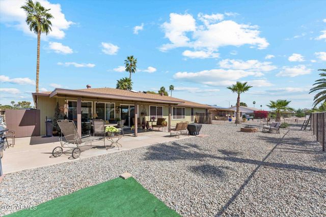 9721 W GREENWAY Road, Sun City, AZ 85351