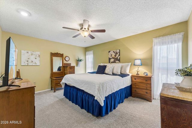 9721 W GREENWAY Road, Sun City, AZ 85351