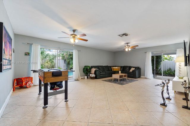 10615 SW 200th Street, Cutler Bay, FL 33157