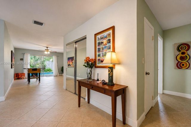 10615 SW 200th Street, Cutler Bay, FL 33157