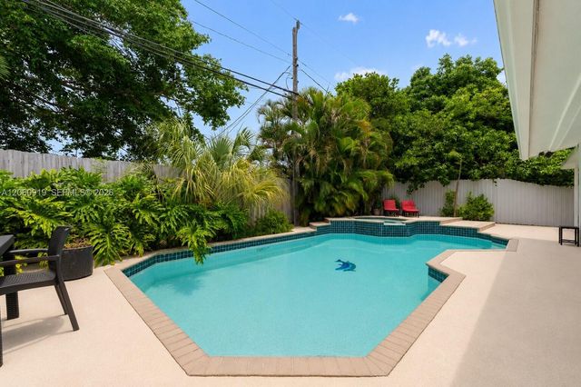 10615 SW 200th Street, Cutler Bay, FL 33157