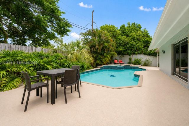10615 SW 200th Street, Cutler Bay, FL 33157