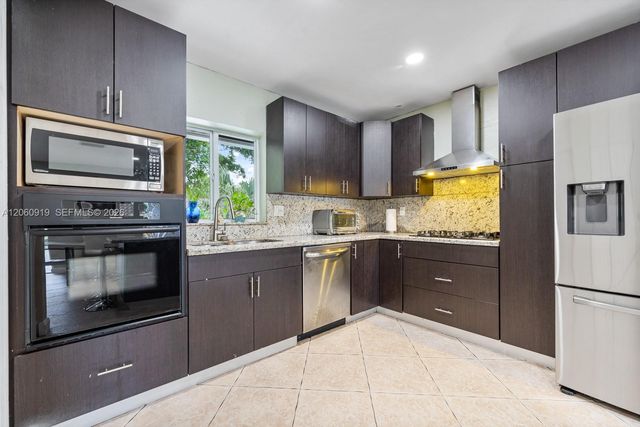 10615 SW 200th Street, Cutler Bay, FL 33157