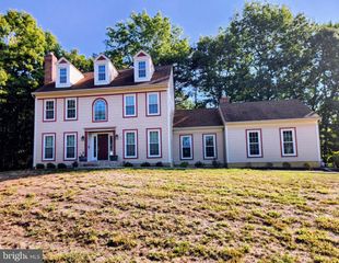 5021 BROOKSHIRE CT E, Fredericksburg, VA 22408