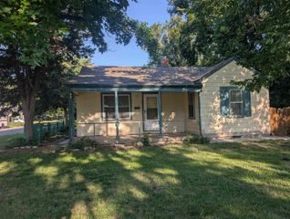 1301 N Dellrose Ave, Wichita, KS 67208